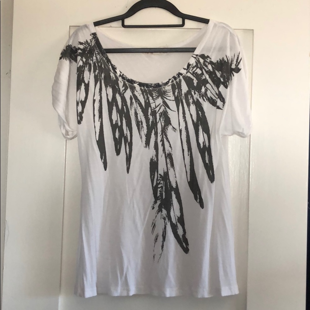 Graphic Feather Tee